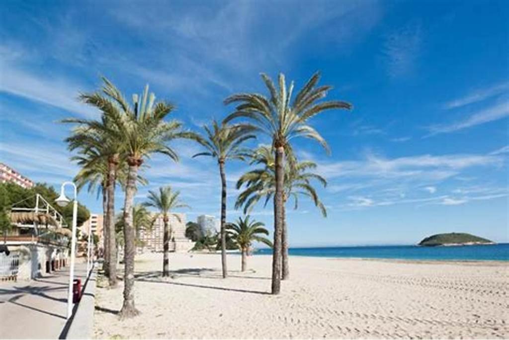 Est1-Spaciouss Appartment In The Beach, Bbq, Downtonwn, Parking, Fast Wifi Fibre Ρόζες Εξωτερικό φωτογραφία