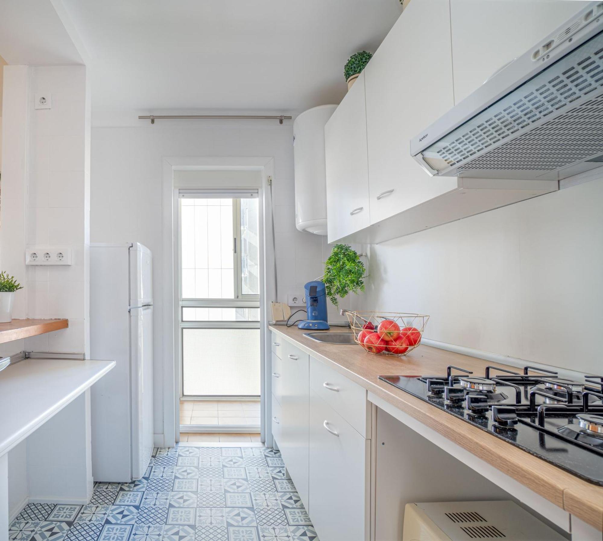 Est1-Spaciouss Appartment In The Beach, Bbq, Downtonwn, Parking, Fast Wifi Fibre Ρόζες Εξωτερικό φωτογραφία