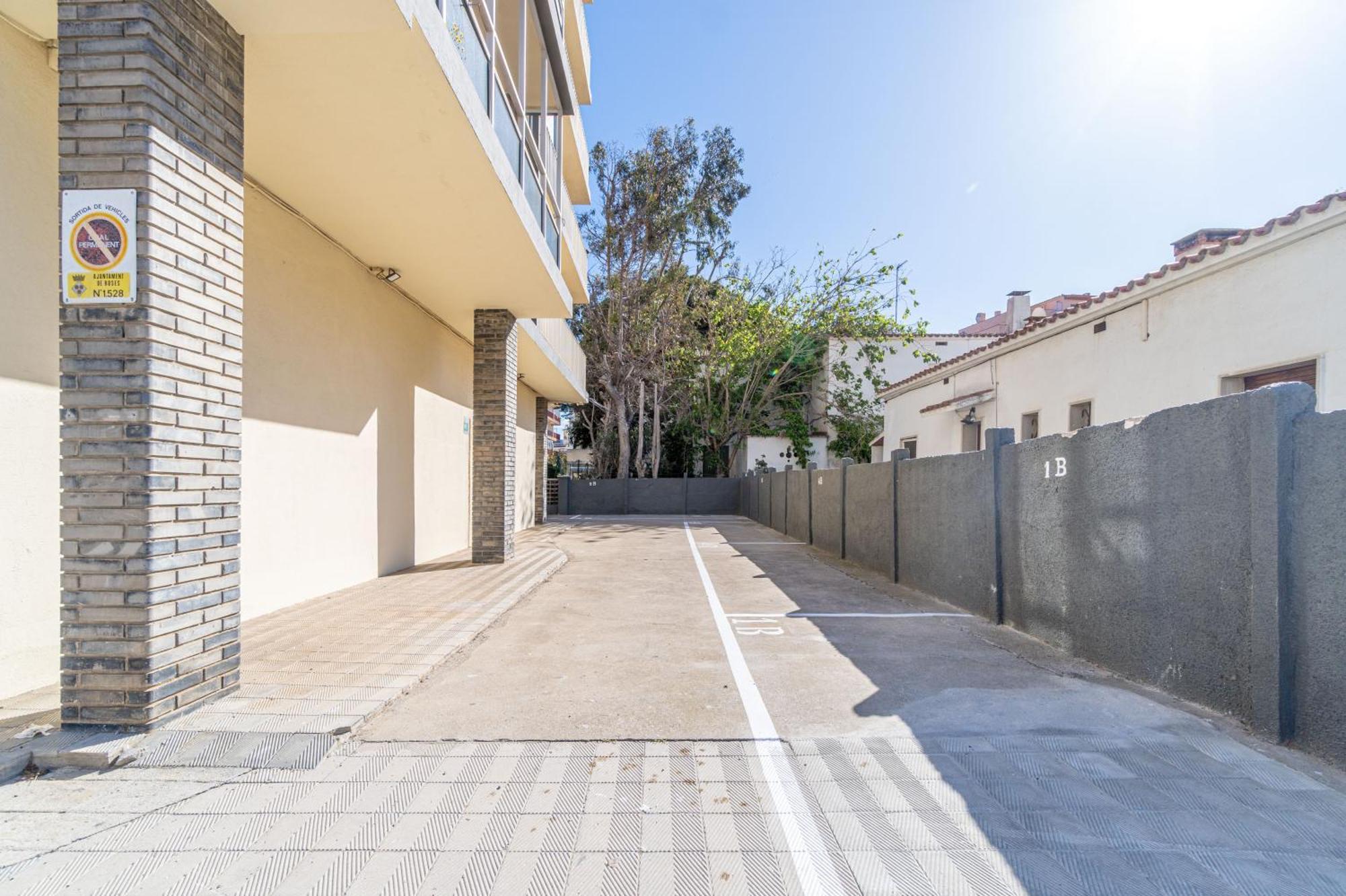 Est1-Spaciouss Appartment In The Beach, Bbq, Downtonwn, Parking, Fast Wifi Fibre Ρόζες Εξωτερικό φωτογραφία
